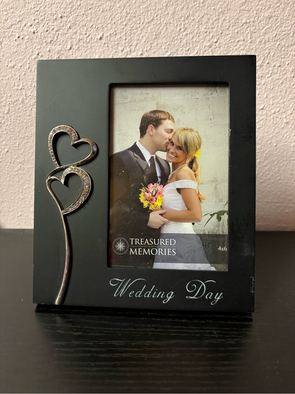 Wedding Day 4x6 Photo Frame Black Double Heart Accent Decor